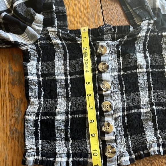 American Eagle shirred crop top size small balloon sleeves buttons down front - Picture 6 of 12